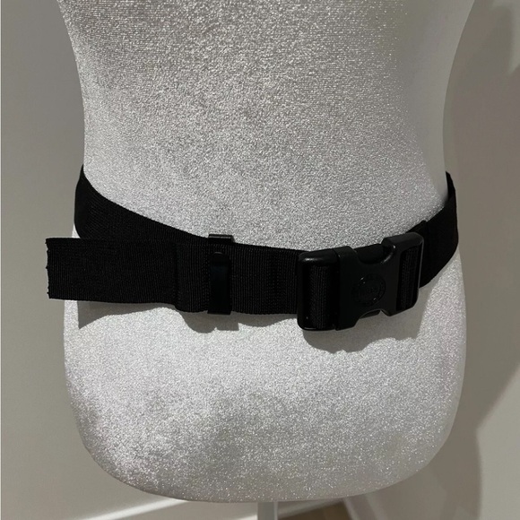 HERSCHEL SUPPLY FIFTEEN (BLACK/NEON FLORAL) CANVAS FANNY HIP PACK *N20 - Picture 3 of 4